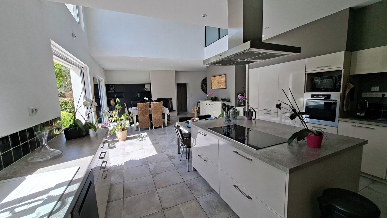 Photo of Kitchen in Saint-Saturnin-les-Avignon