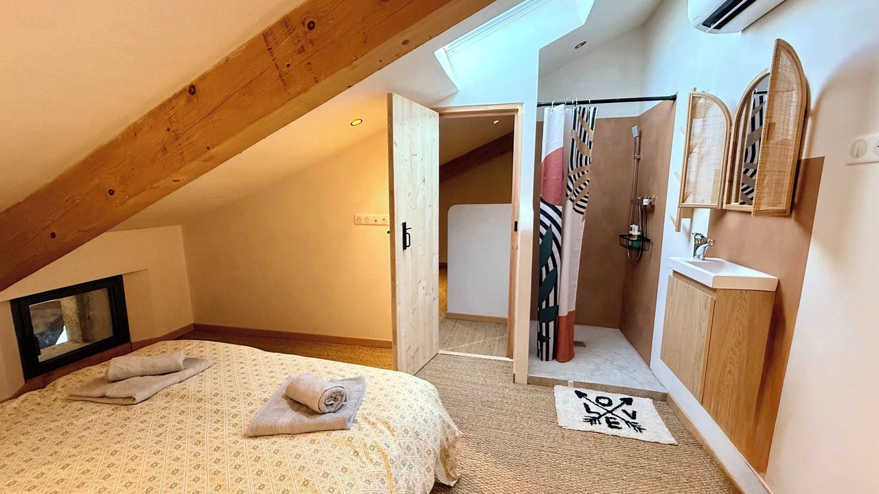 Photo of Bedroom in Saint-Paul-les-Fonts