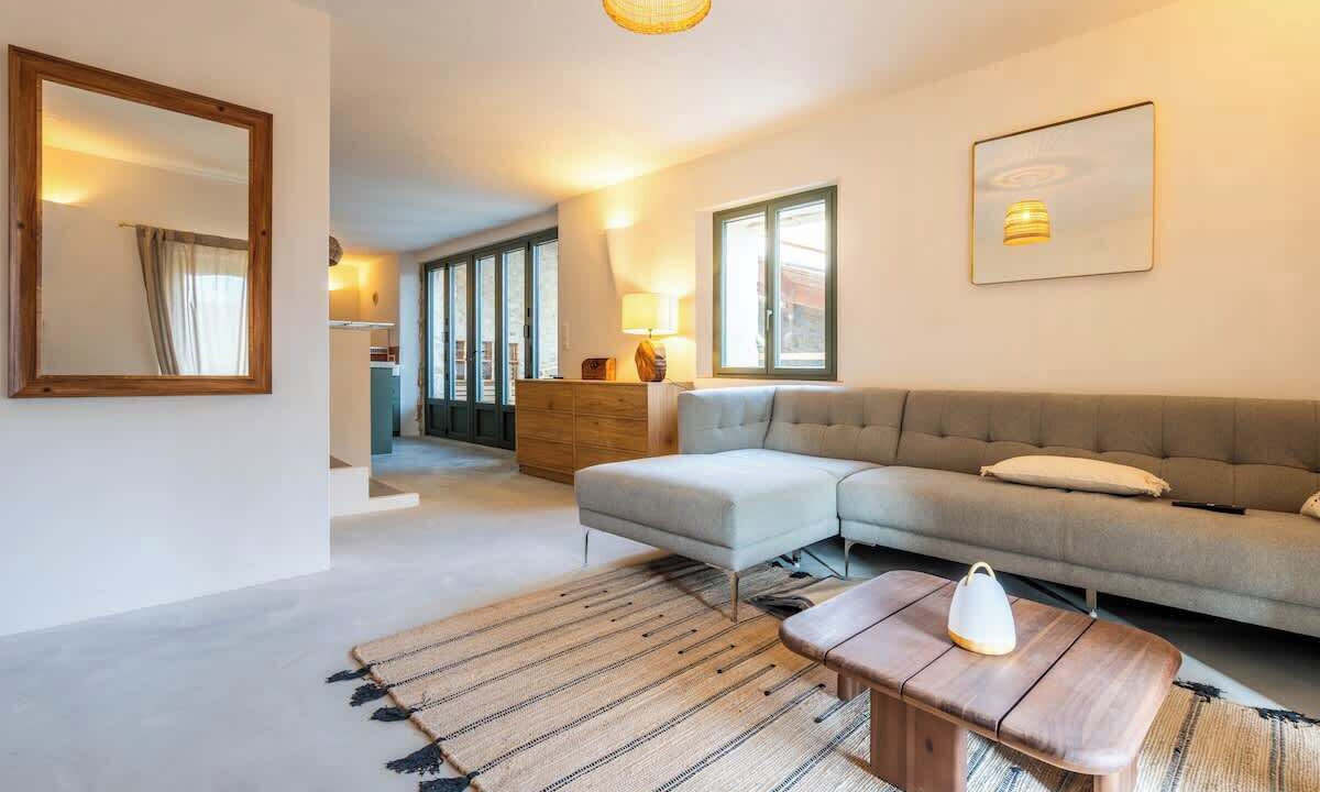 Photo of Livingroom in Saint-Paul-les-Fonts