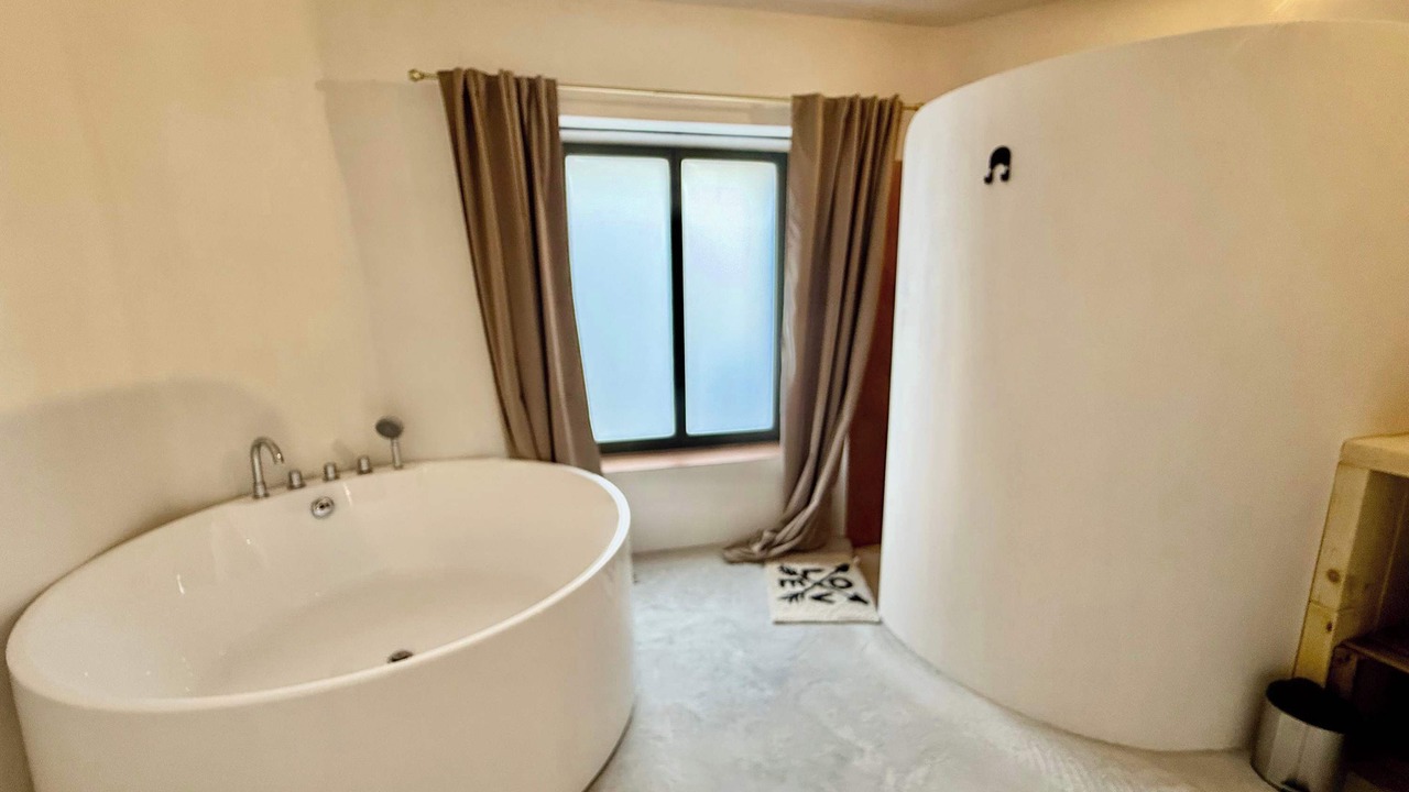 Photo of Bathroom in Saint-Paul-les-Fonts