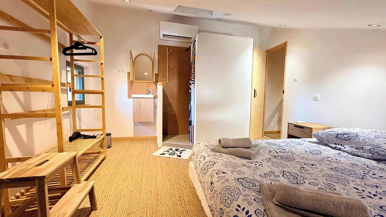 Photo of Bedroom in Saint-Paul-les-Fonts