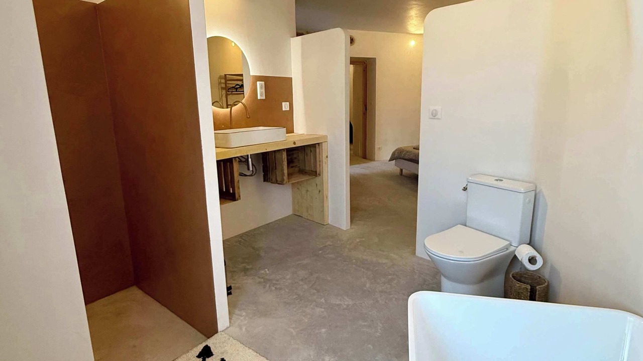 Photo of Bathroom in Saint-Paul-les-Fonts