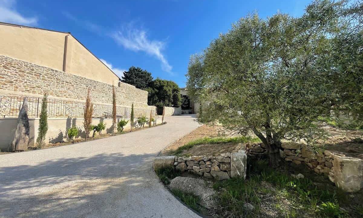 Photo of Outdoor in Tresques