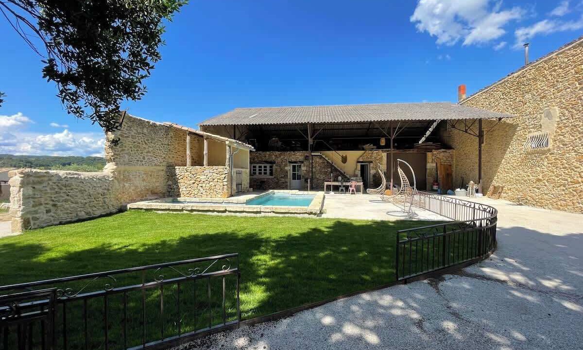 Photo of Outdoor in Tresques
