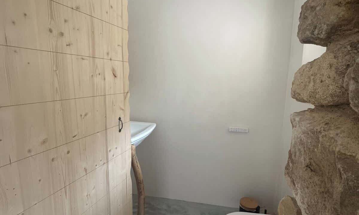 Photo of Bathroom in Tresques