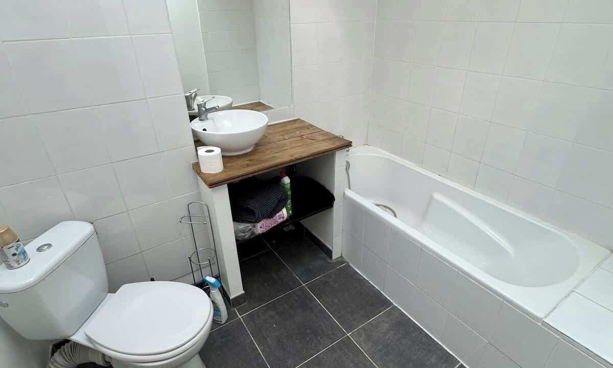 Photo of Bathroom in Bagnols-sur-Ceze