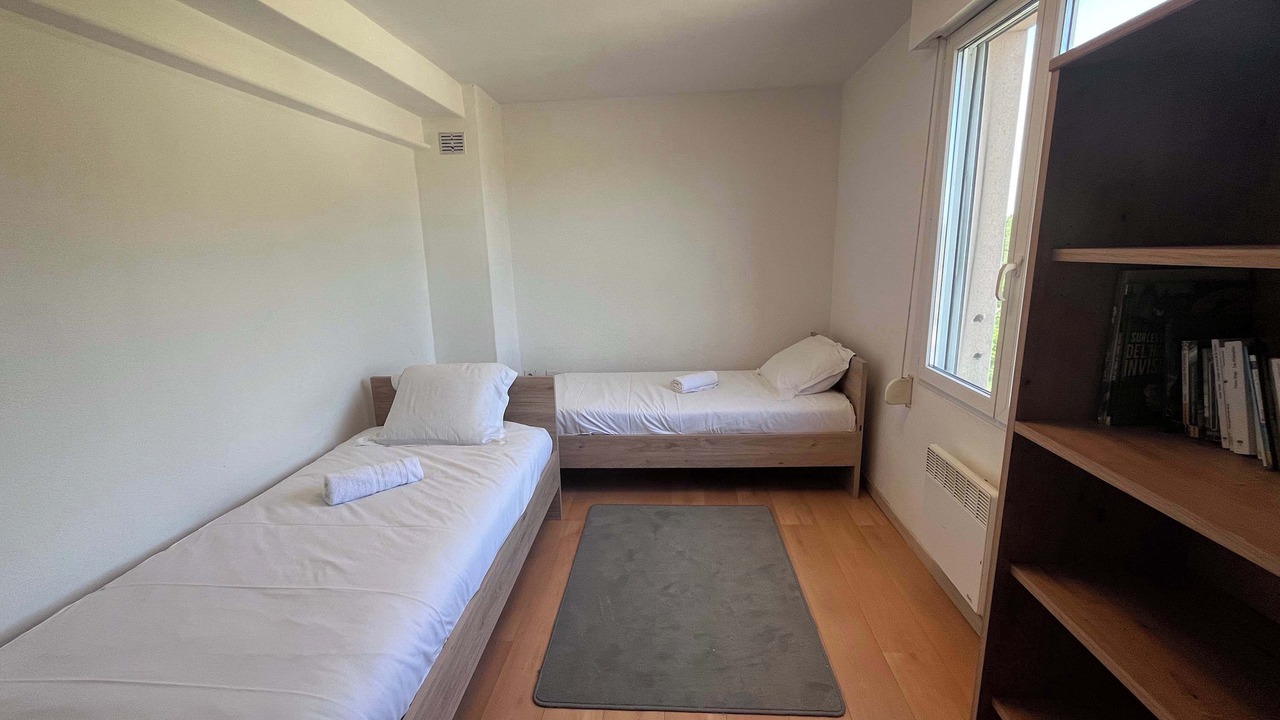 Photo of Bedroom in Montrabe