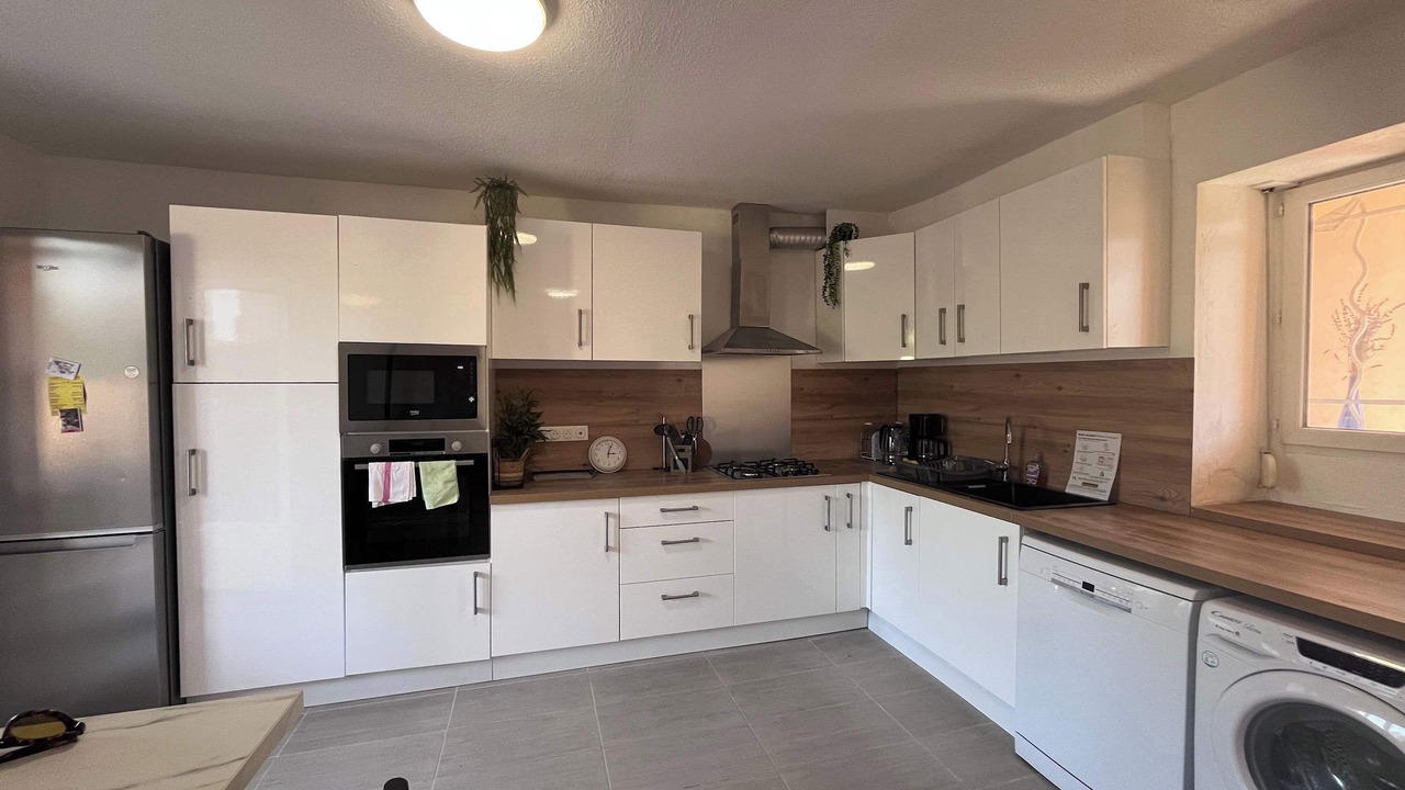 Photo of Kitchen in Montrabe