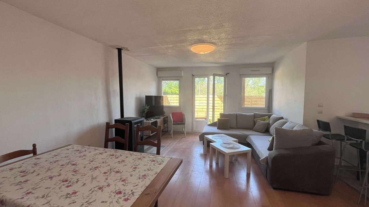 Photo of Livingroom in Montrabe
