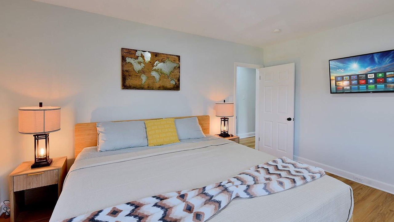 Photo of Bedroom in New Northwood