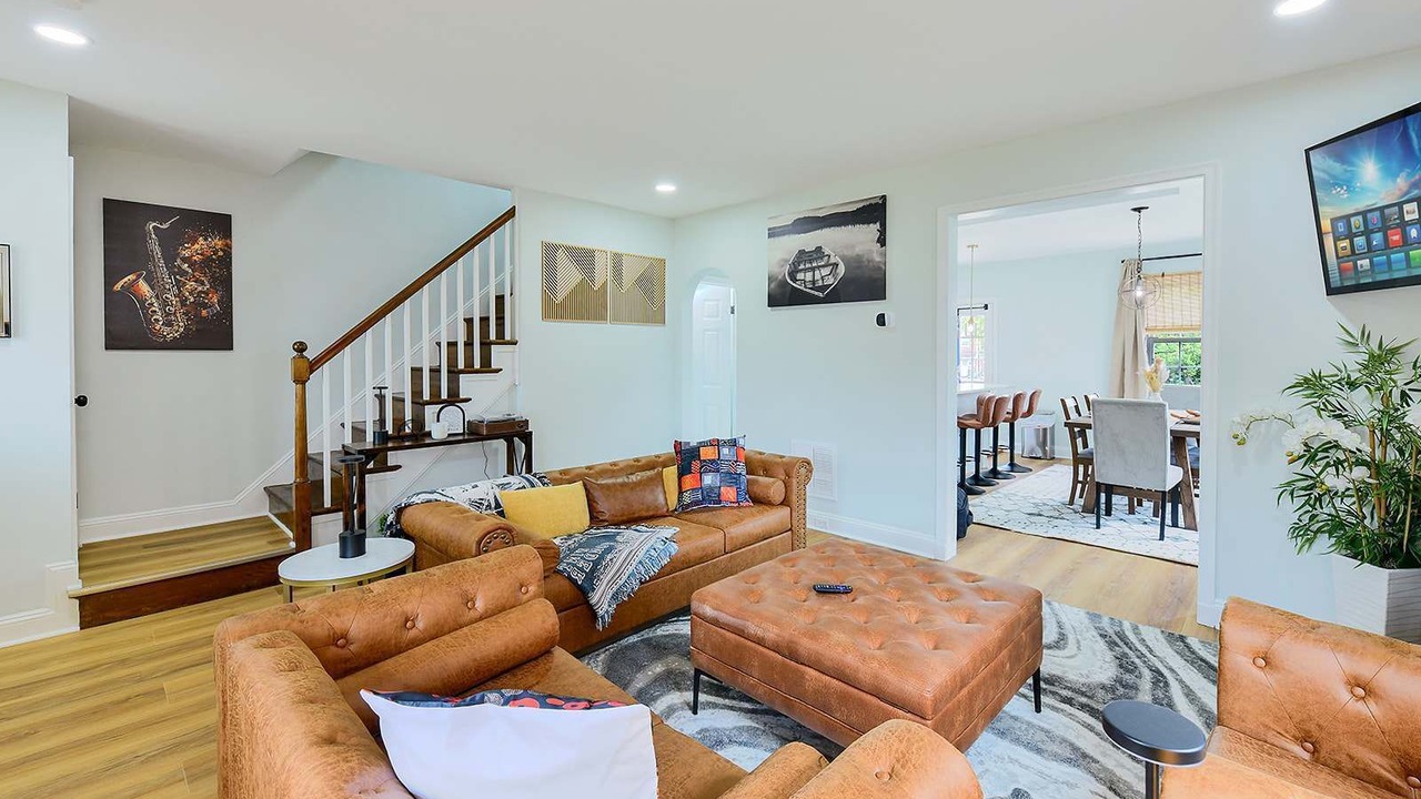 Photo of Livingroom in New Northwood