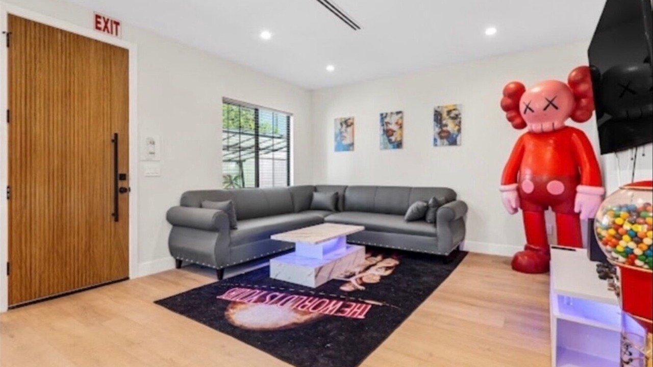 Photo of Livingroom in Burbank