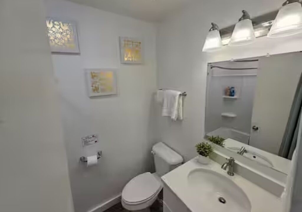 Photo of Bathroom in Capital View