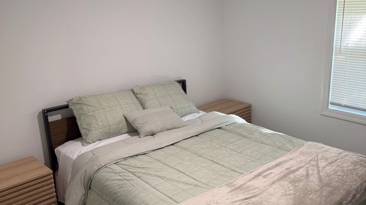 Photo of Bedroom in Meredith Woods