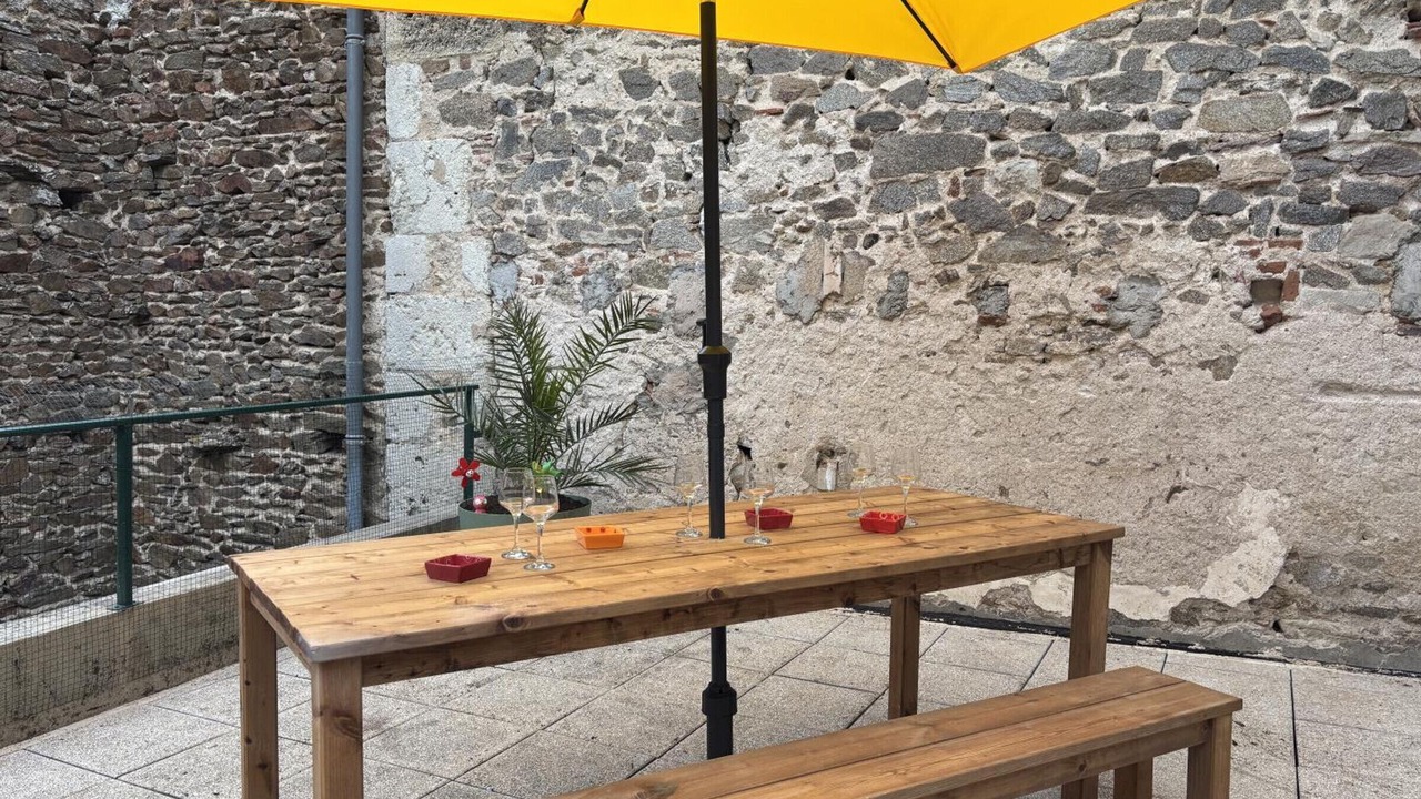 Photo of Outdoor in Chantelle