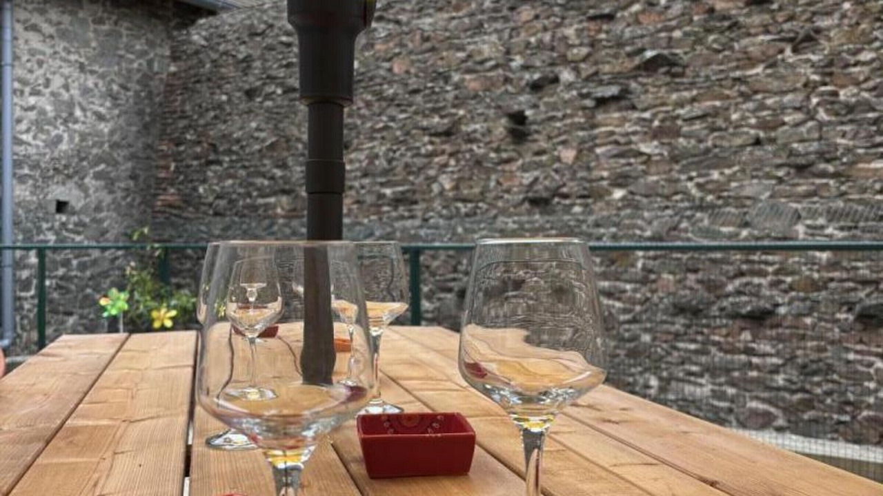 Photo of Outdoor in Chantelle