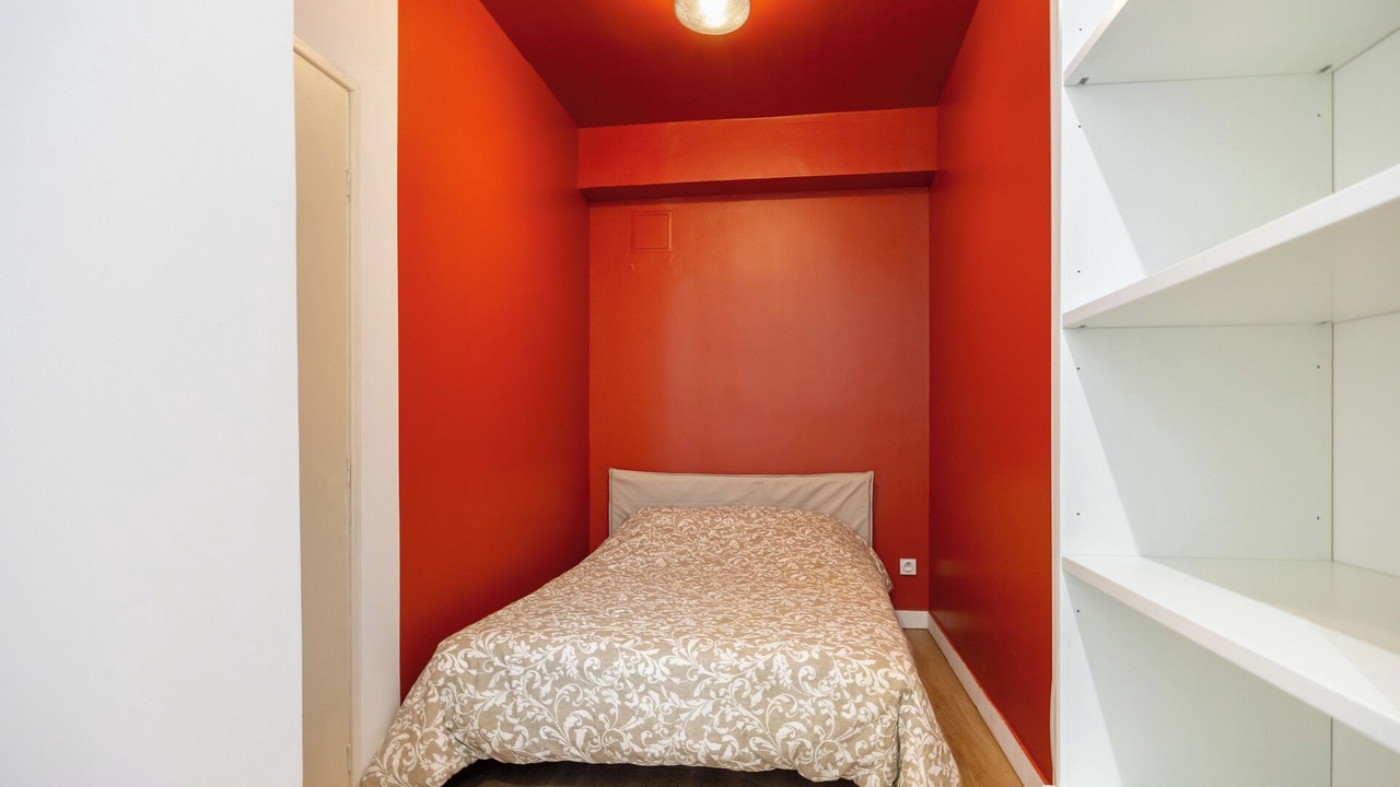 Photo of Bedroom in Noailles