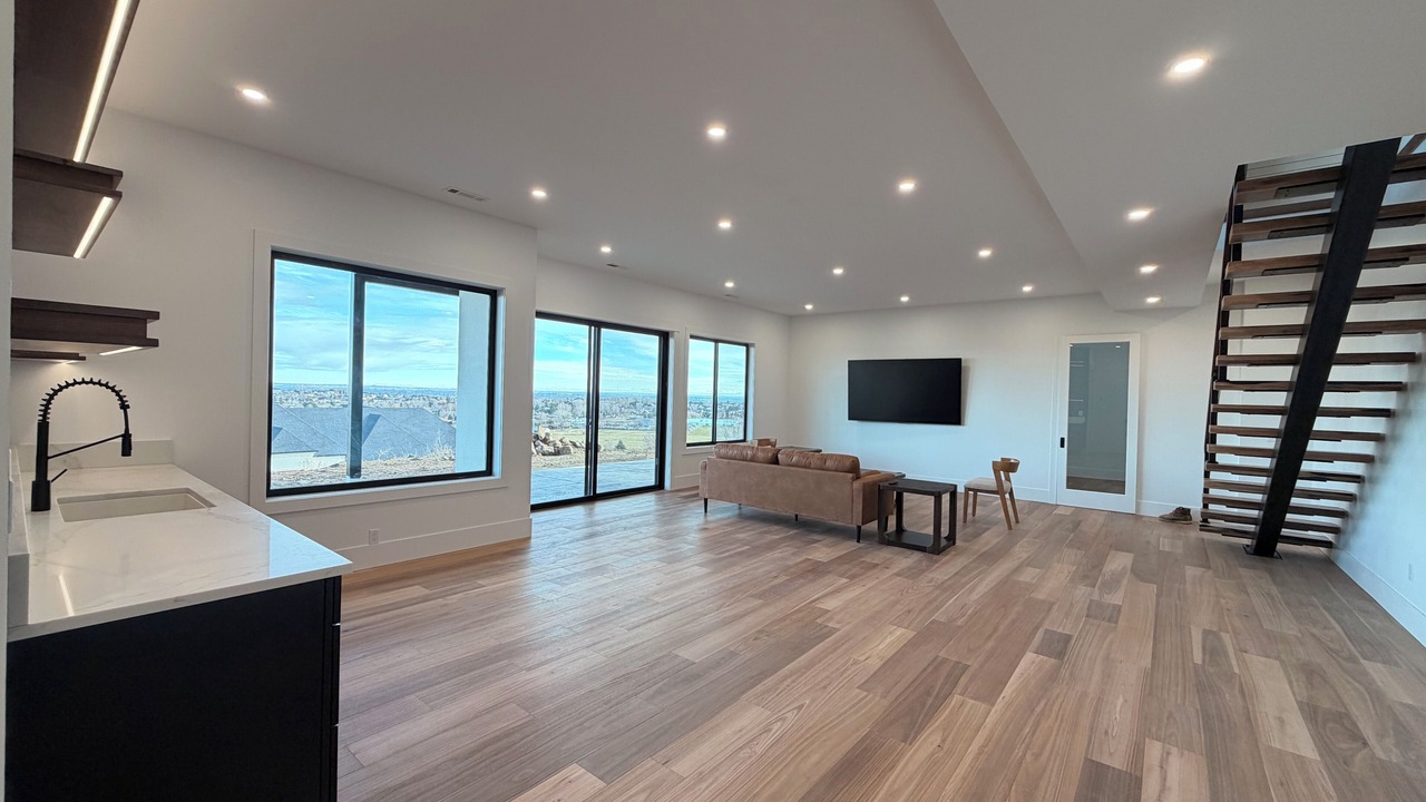 Photo of Livingroom in West Richland