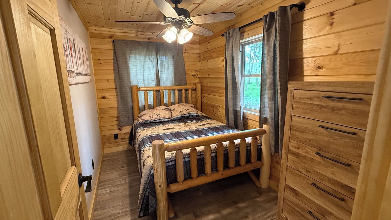 Photo of Bedroom in Eddyville