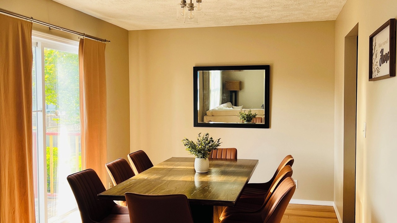 Photo of Livingroom in Bloomington