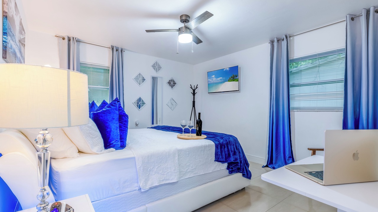 Photo of Bedroom in Flamingo Parks