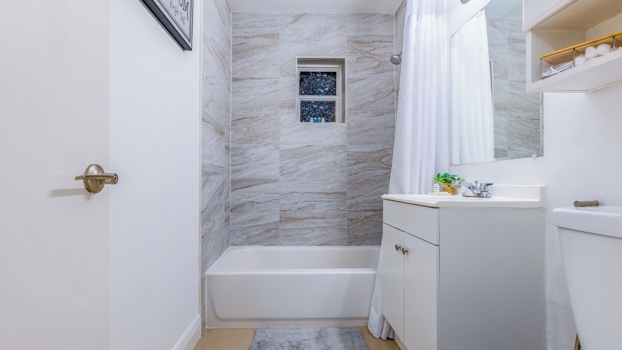 Photo of Bathroom in Flamingo Parks