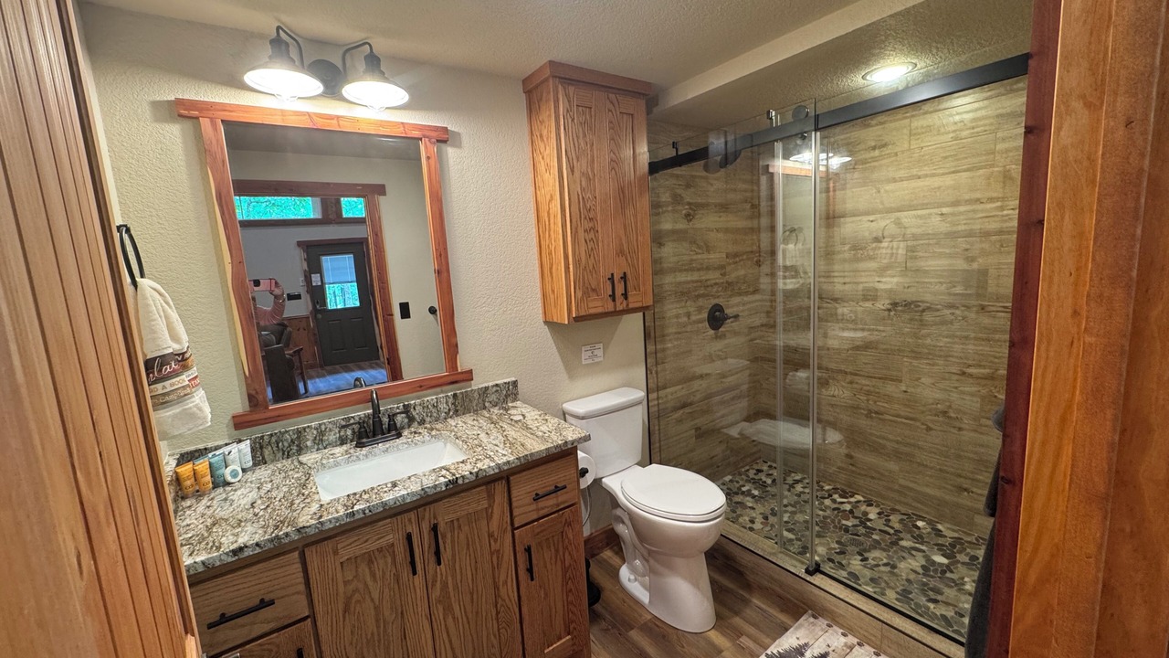 Photo of Bathroom in Mount Ida
