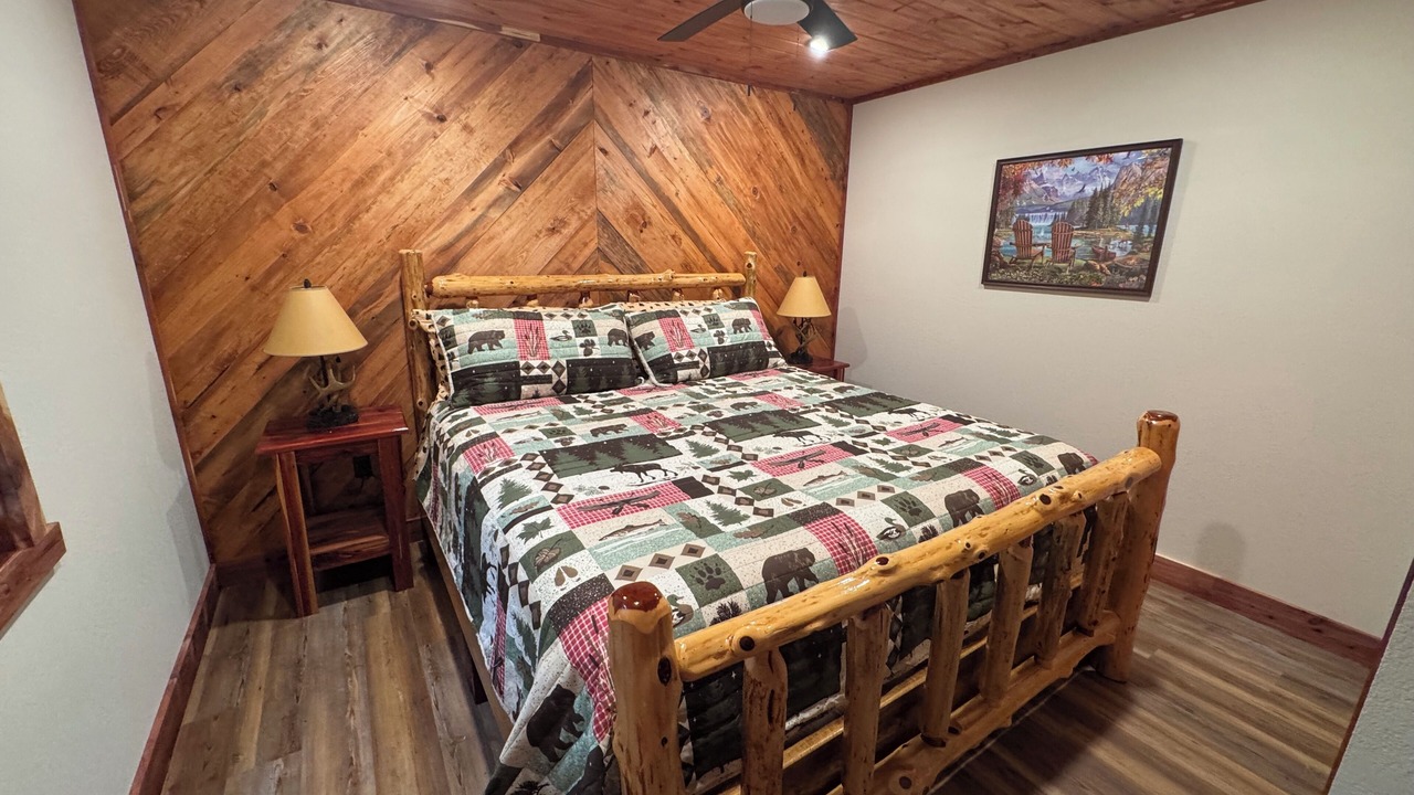 Photo of Bedroom in Mount Ida