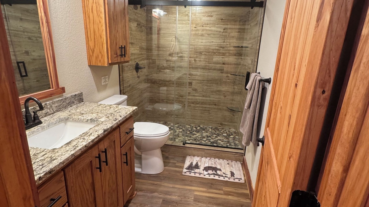 Photo of Bathroom in Mount Ida