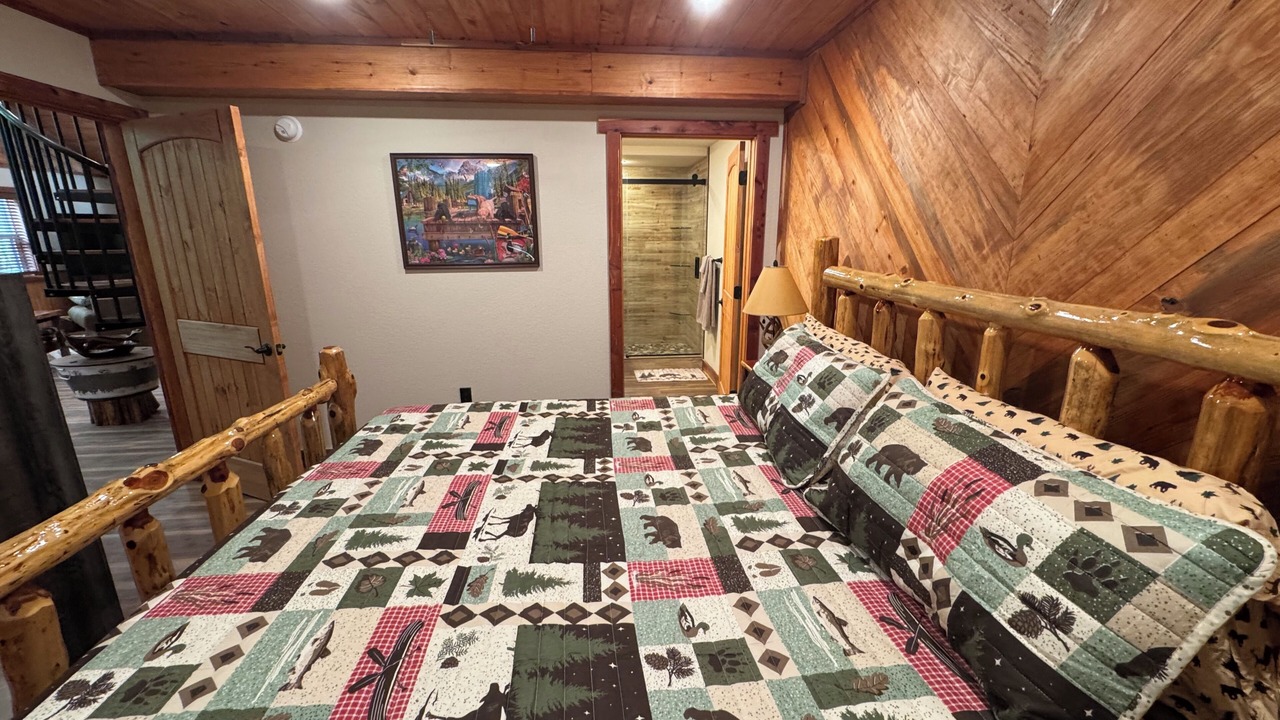 Photo of Bedroom in Mount Ida