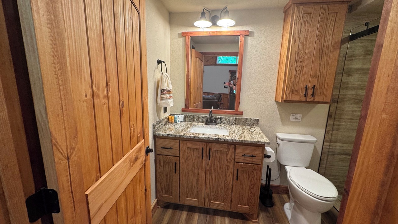 Photo of Bathroom in Mount Ida