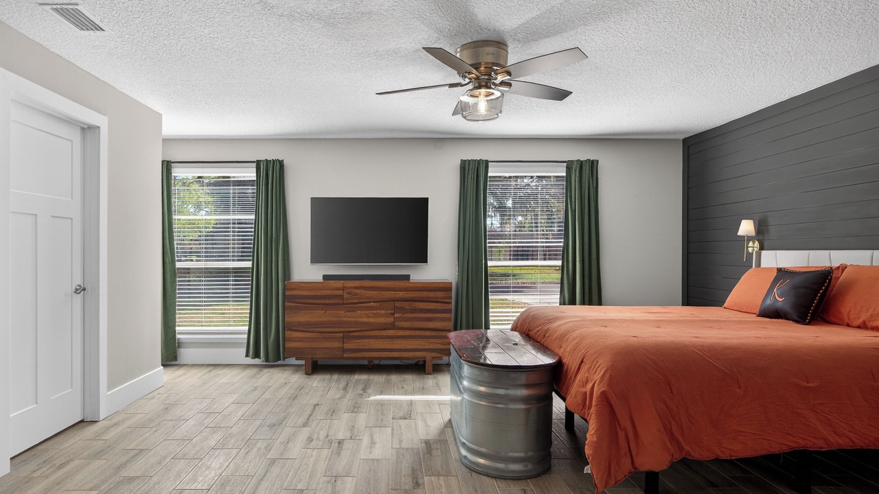Photo of Bedroom in Southside