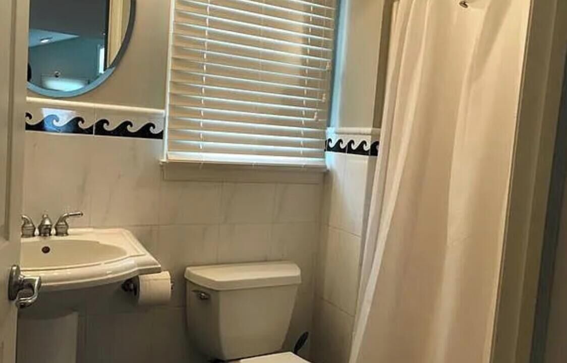Photo of Bathroom in Holgate