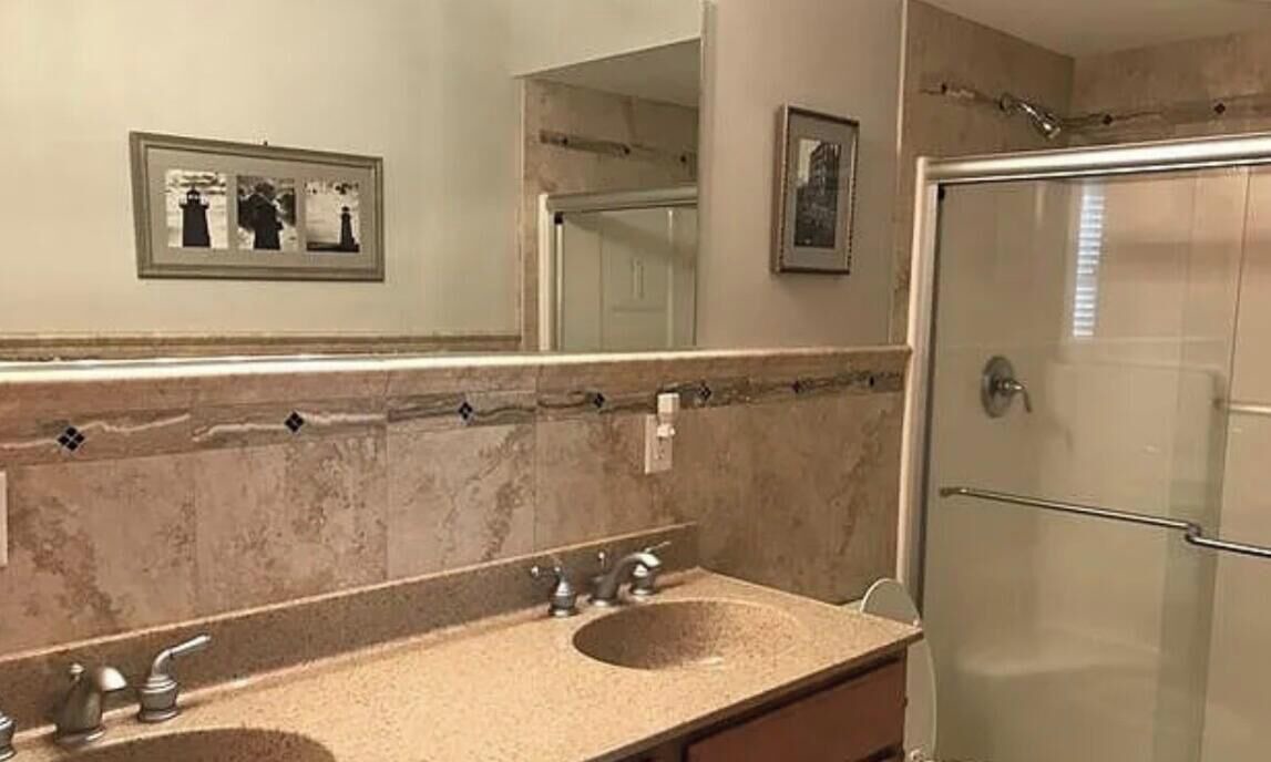 Photo of Bathroom in Holgate