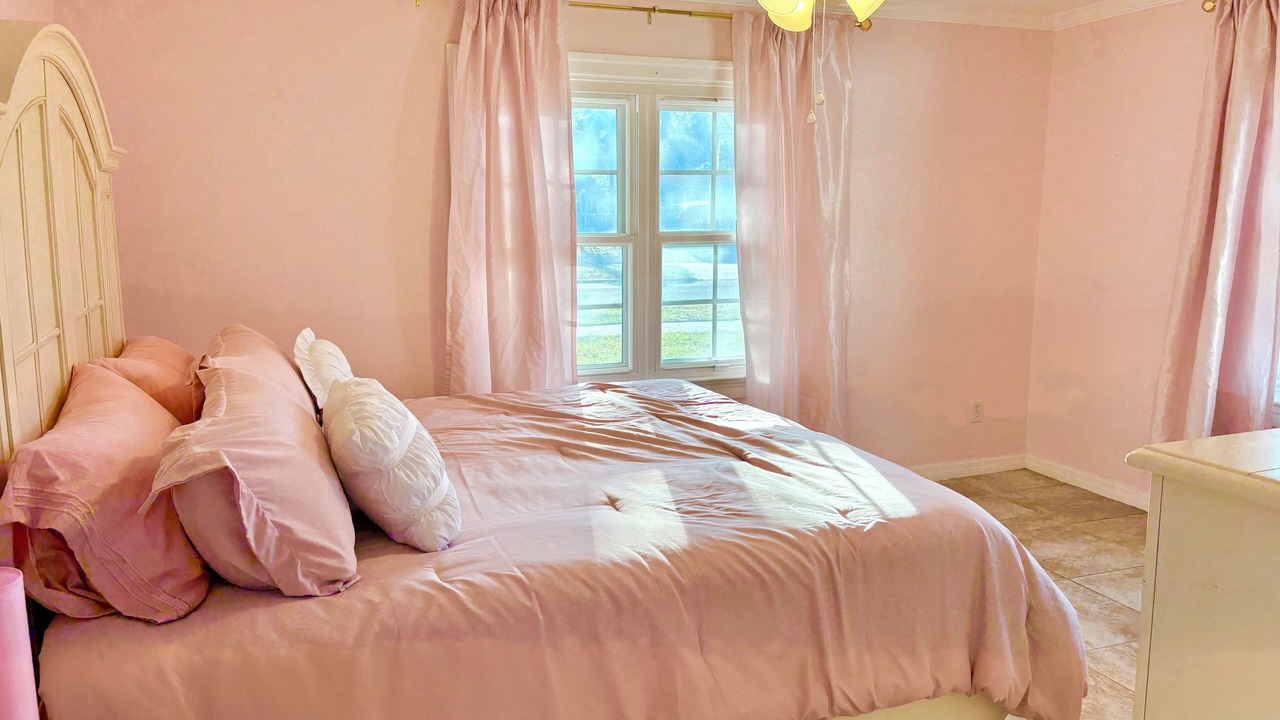 Photo of Bedroom in Whitfield