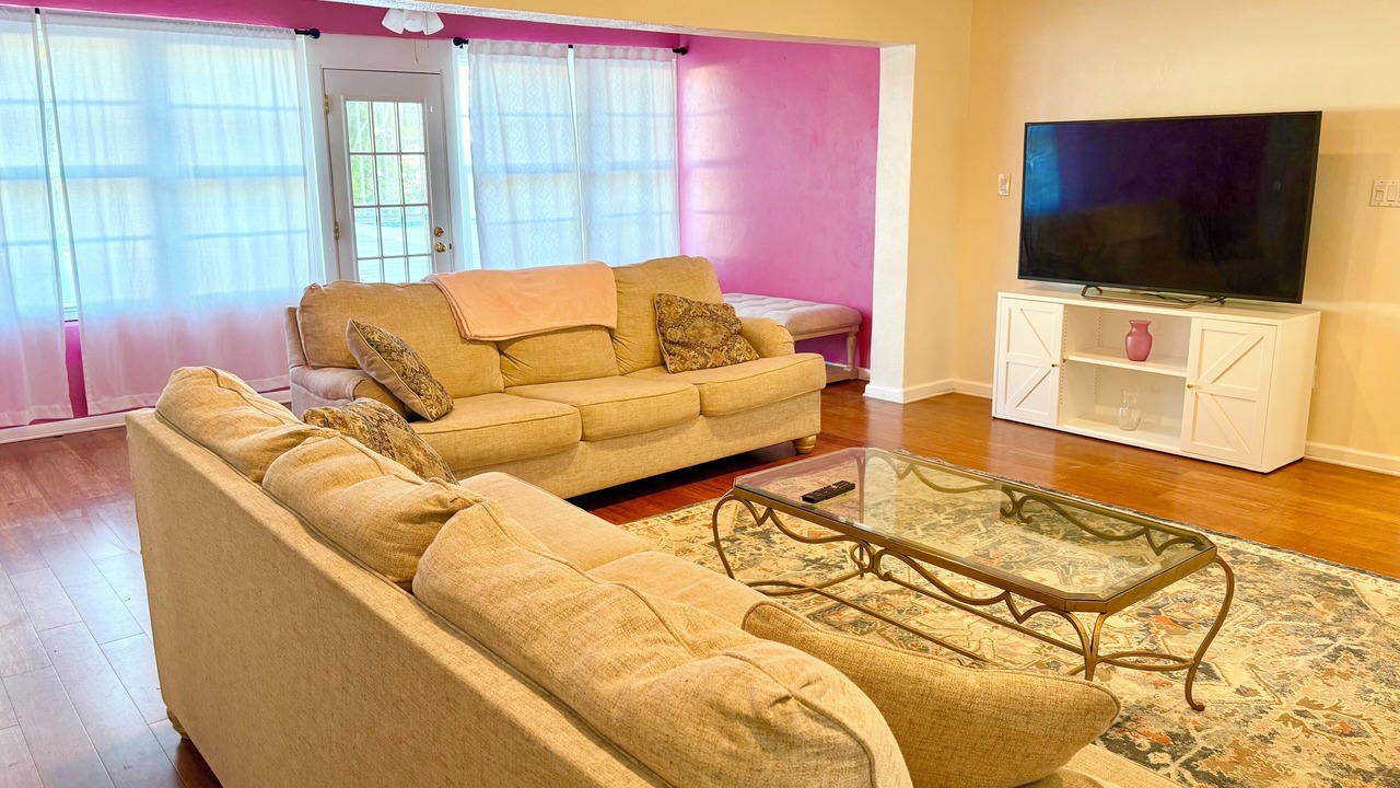 Photo of Livingroom in Whitfield