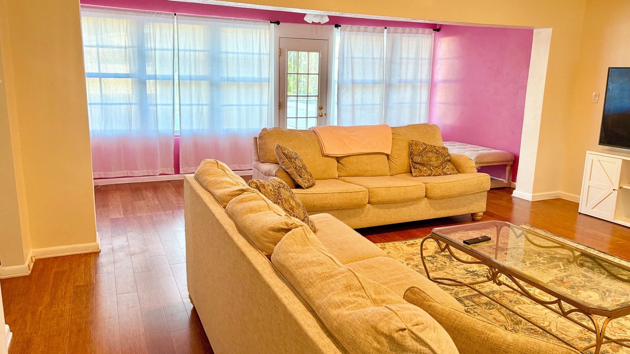 Photo of Livingroom in Whitfield