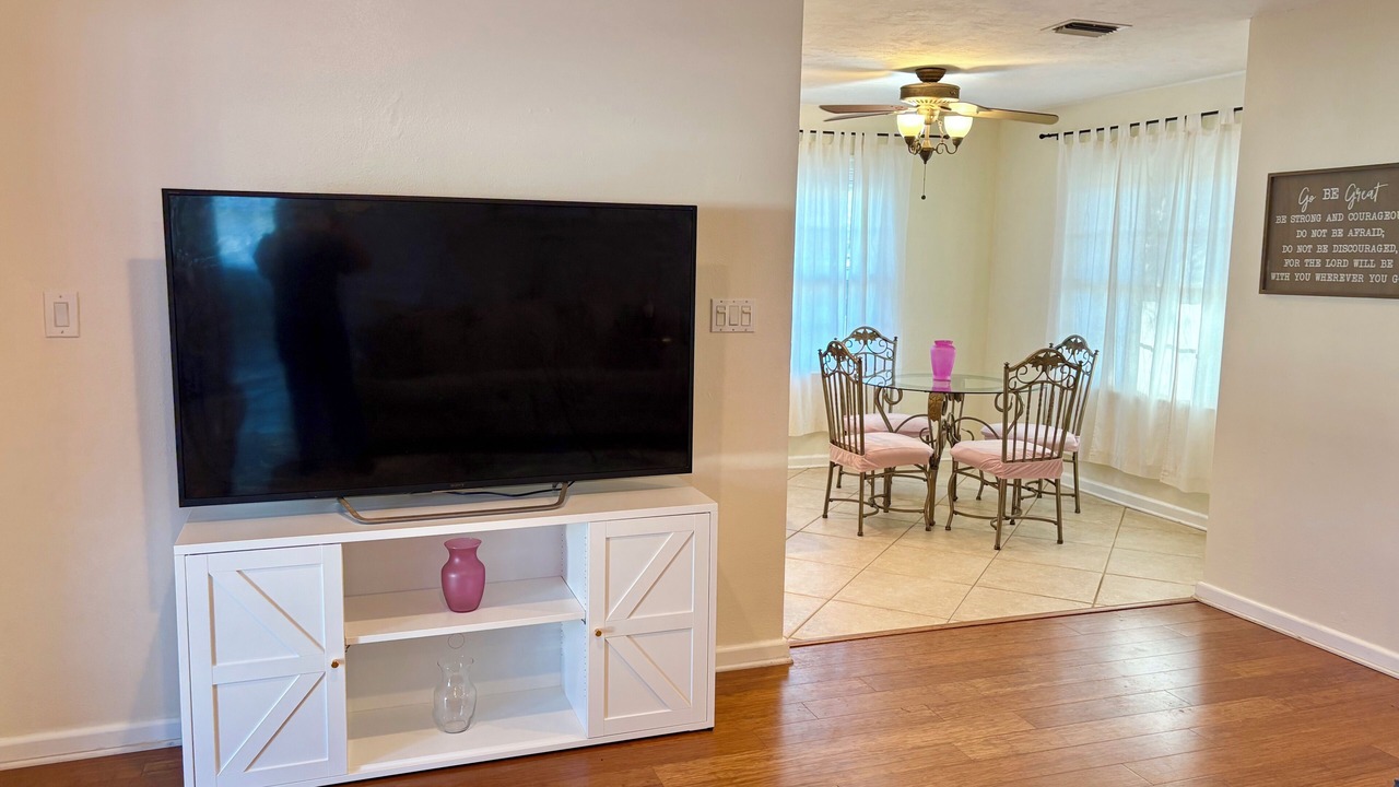 Photo of Livingroom in Whitfield