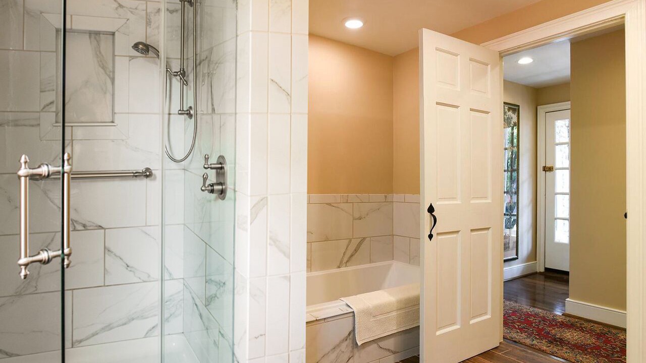 Photo of Bathroom in Sharpsburg