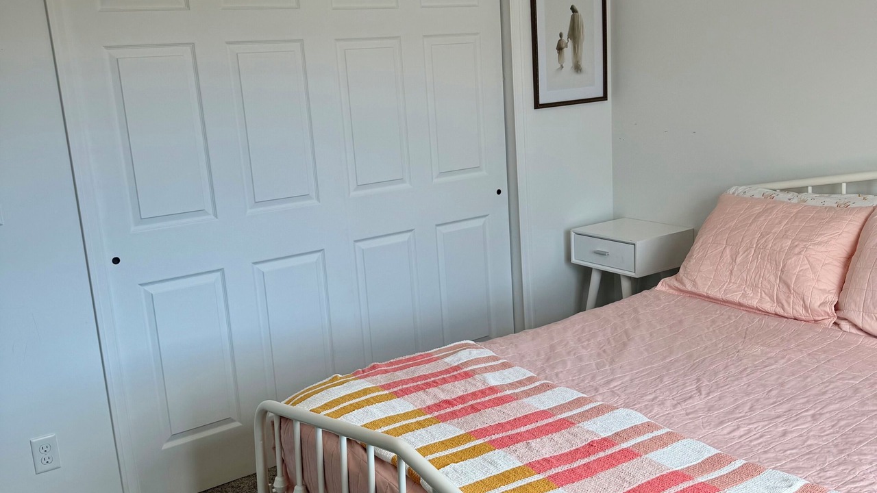Photo of Bedroom in Eagle Mountain