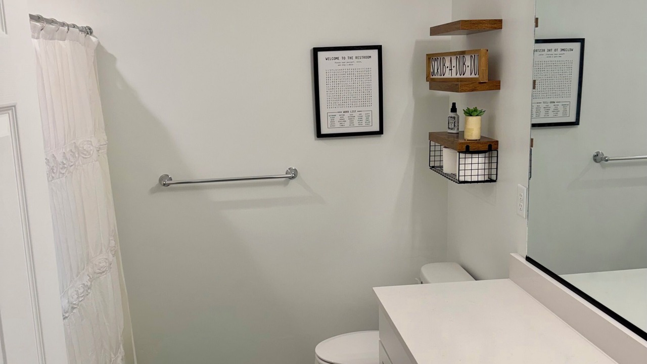 Photo of Bathroom in Eagle Mountain