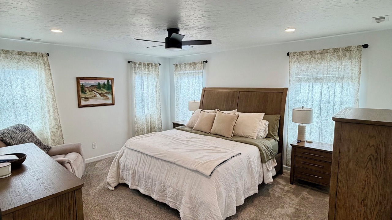 Photo of Bedroom in Eagle Mountain