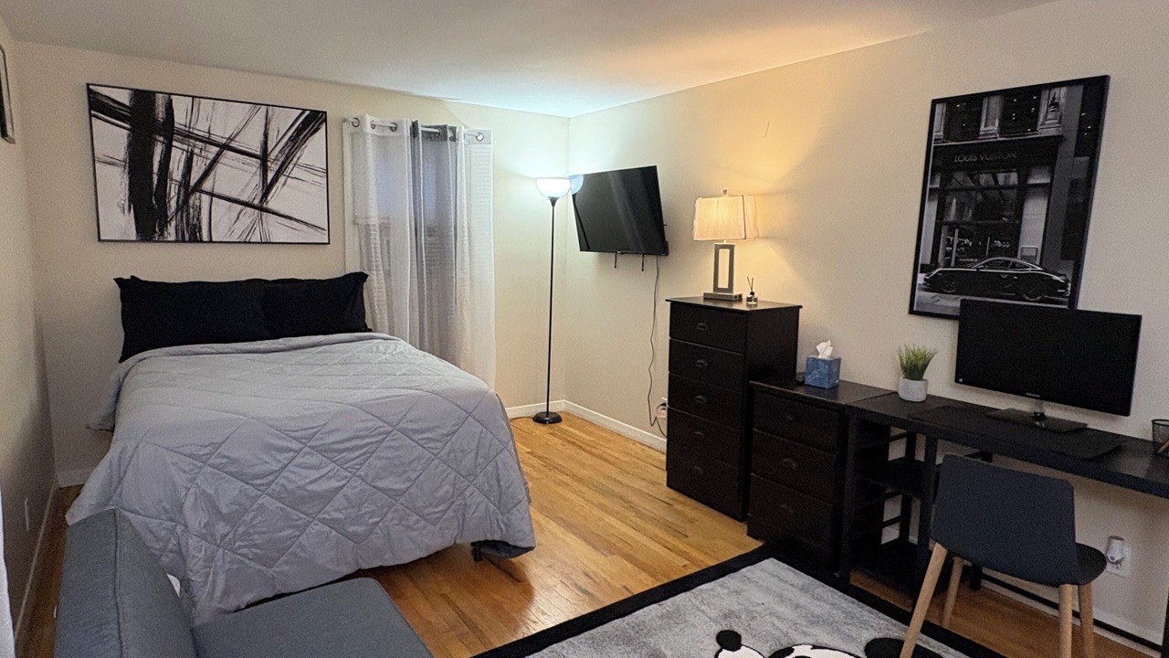 Photo of Bedroom in Eastside