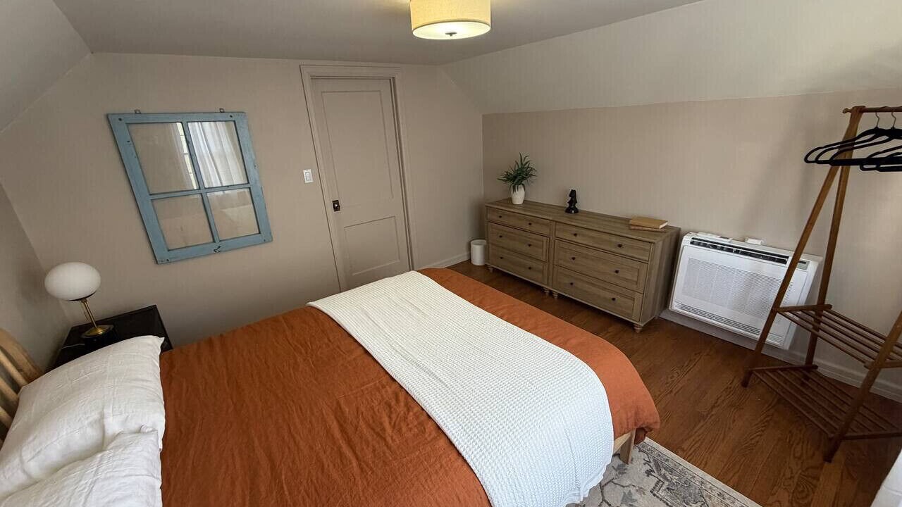Photo of Bedroom in Lorenz Park