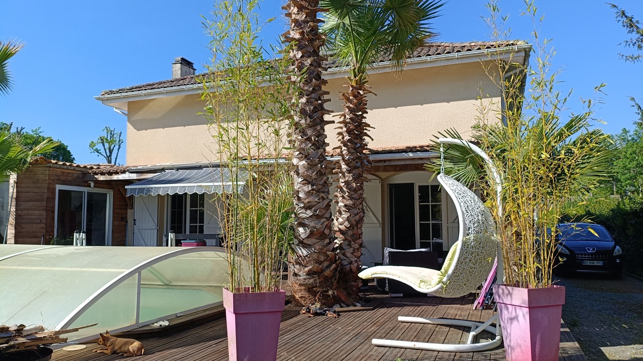 Photo of Outdoor in Saint-Medard-en-Jalles