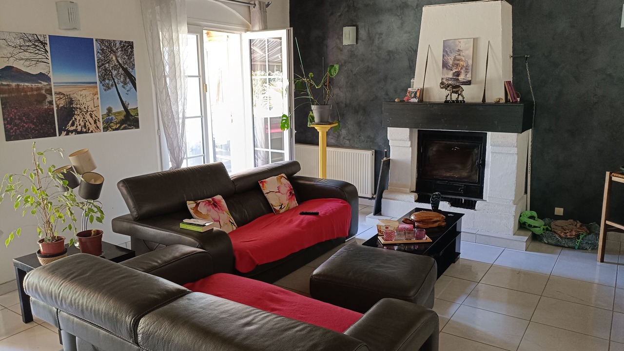 Photo of Livingroom in Saint-Medard-en-Jalles