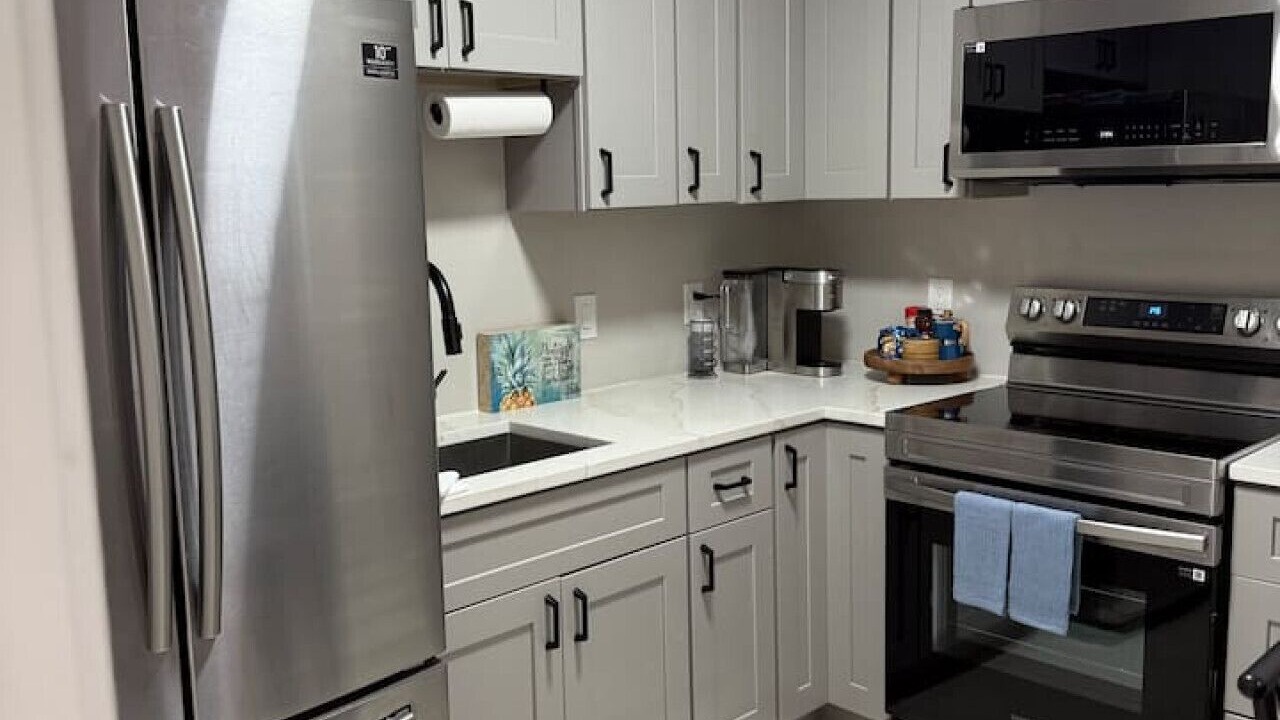 Photo of Kitchen in Lake Worth Corridor