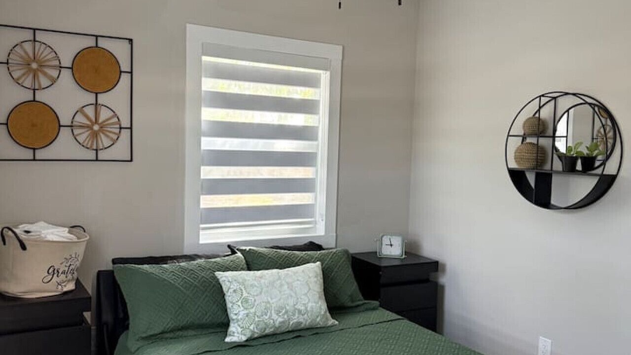Photo of Bedroom in Lake Worth Corridor