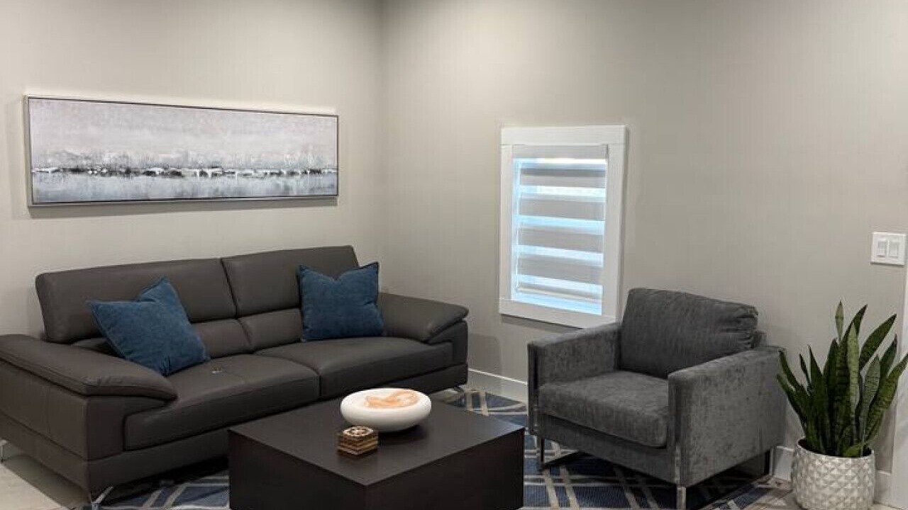 Photo of Livingroom in Lake Worth Corridor