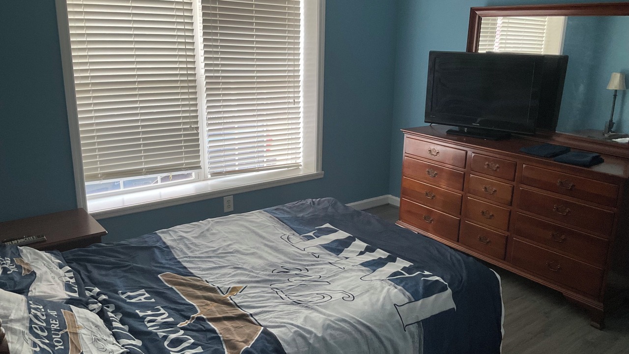 Photo of Bedroom in Southmont